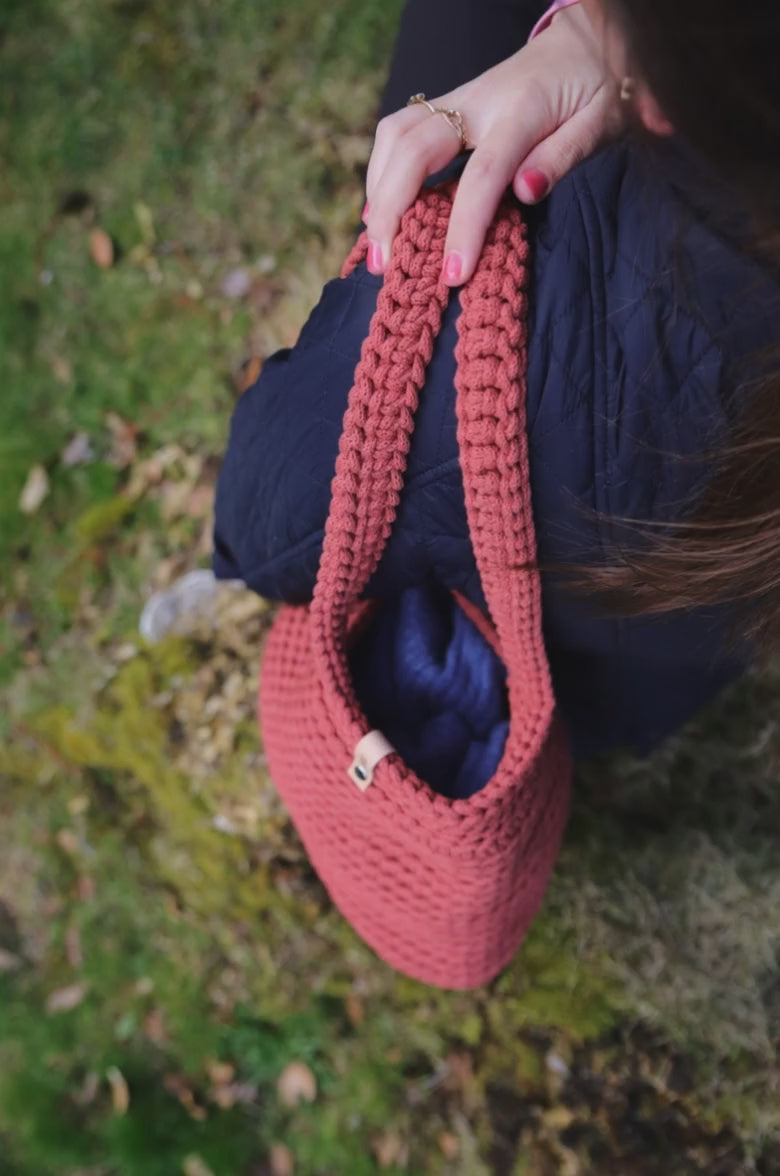 Red Tote